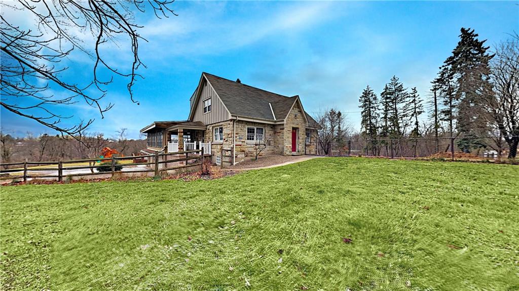 138 Ramage Road Pittsburgh, PA 15214 - Photo 2 of 25 Gallery Image 2