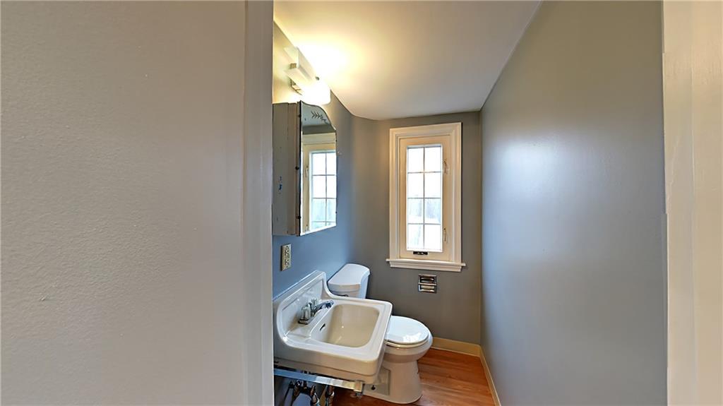138 Ramage Road Pittsburgh, PA 15214 - Photo 16 of 25 Gallery Image 16