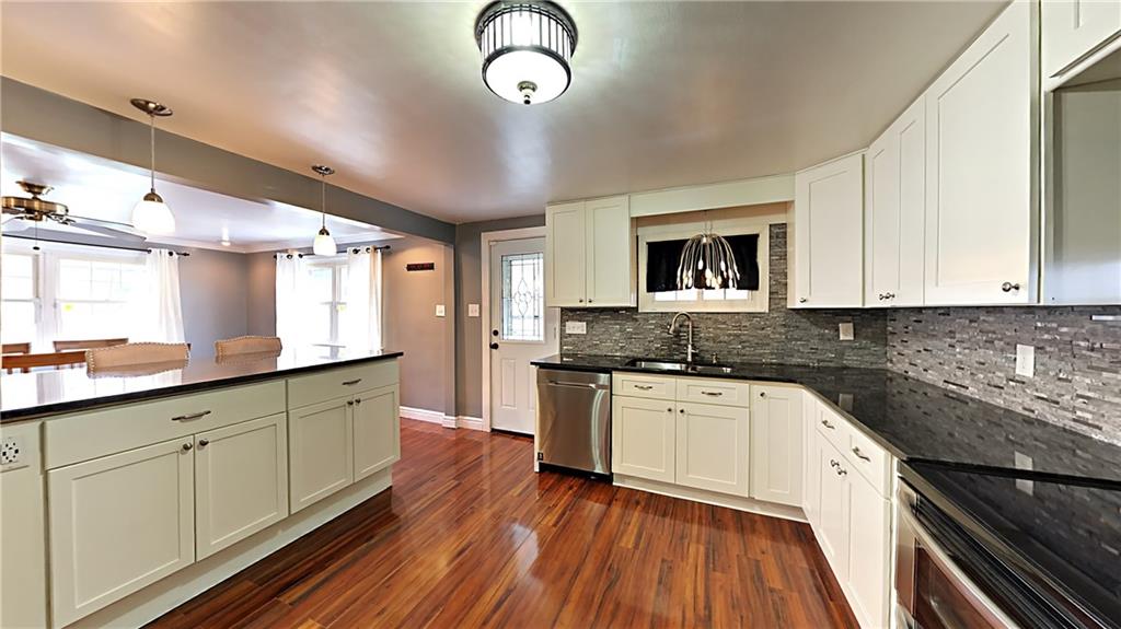 138 Ramage Road Pittsburgh, PA 15214 - Photo 6 of 25 Gallery Image 6