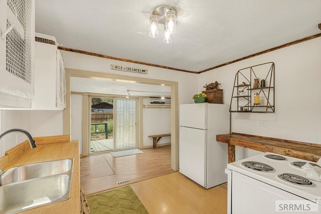 1601 South 2nd Avenue Pocatello, ID 83201 - Photo 18 of 30