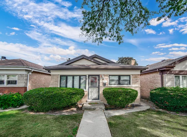 $287,000 | 4537 Warsaw Avenue, Lyons, IL 60534