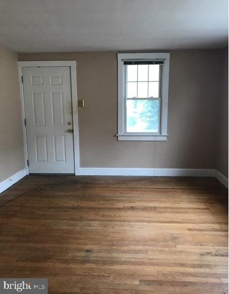 1102 Edgely Road Bristol, PA 19007 - Photo 2 of 10 Gallery Image 2