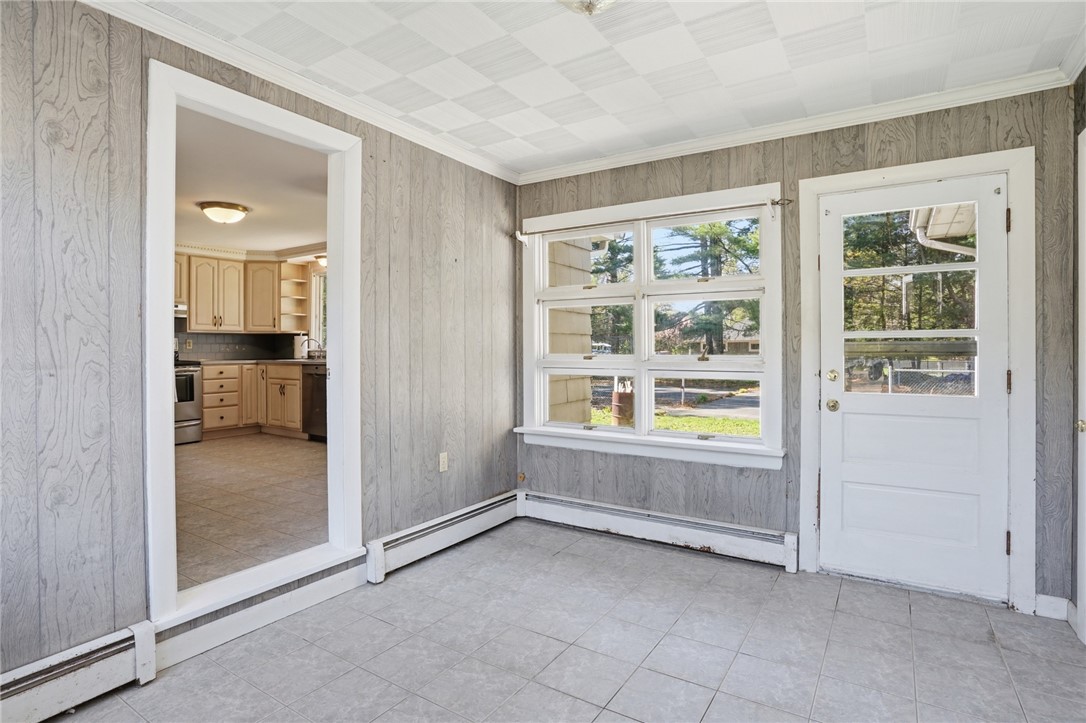330 Harkney Hill Road Coventry, RI 02816 - Photo 19 of 43
