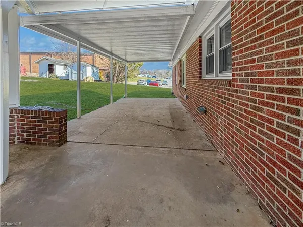 $250,000 | 902 Welborn Avenue, Wilkesboro, NC 28697