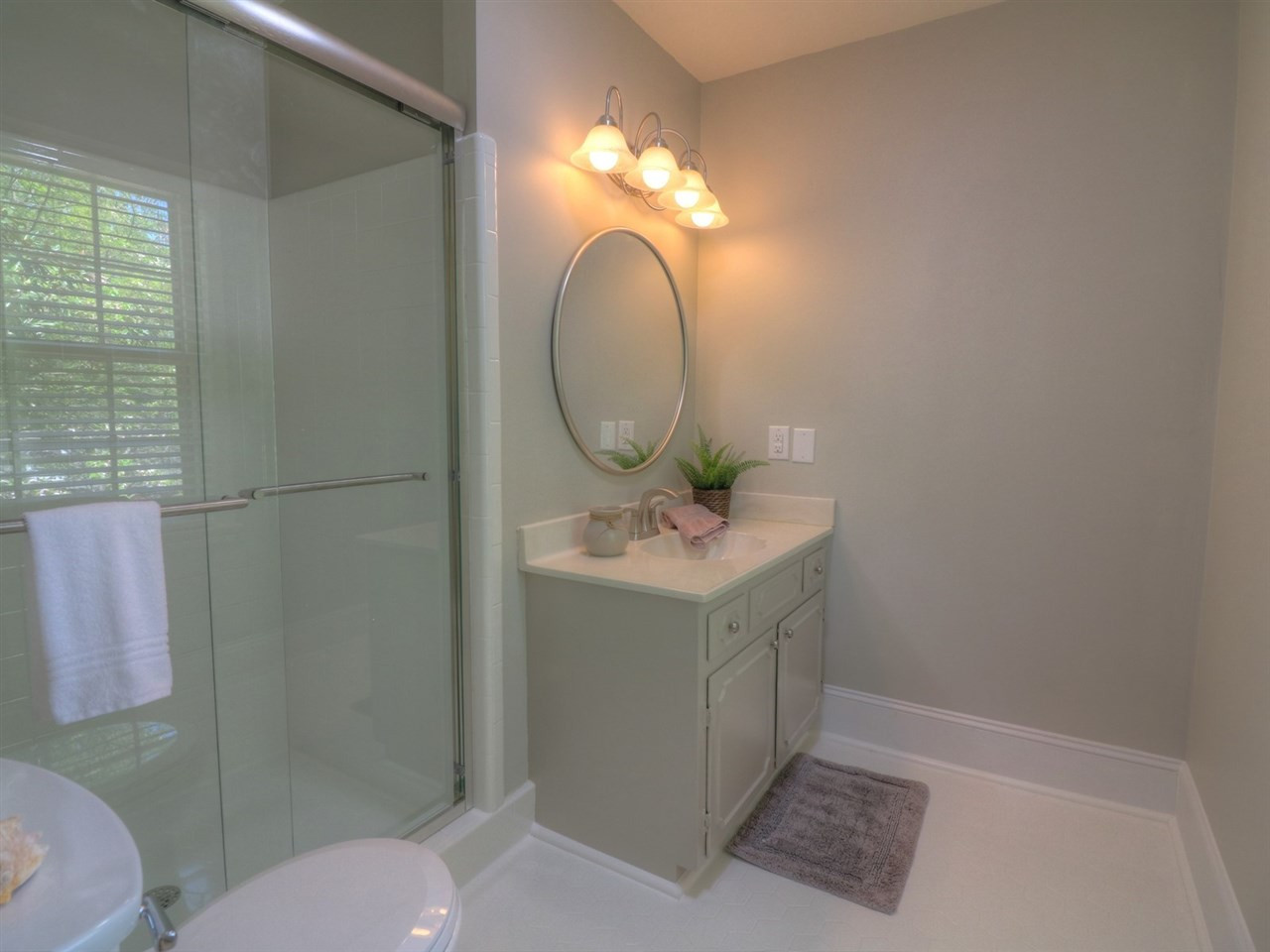 704 Compton Road Raleigh, NC 27609 - Photo 20 of 30 Master Bath/Spa