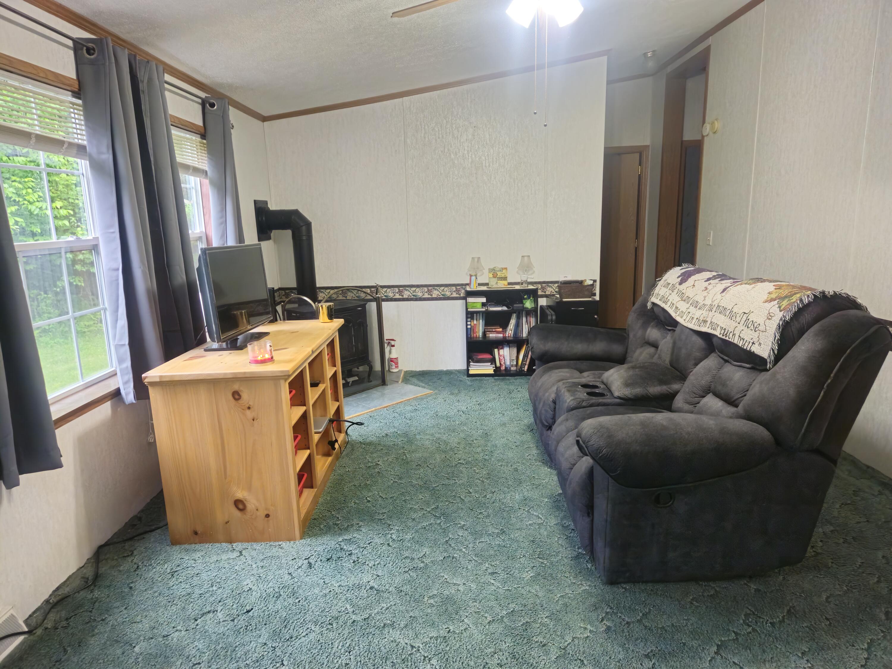21 Philbrick Road Sidney, ME 04330 - Photo 12 of 35 1000007012 (1)