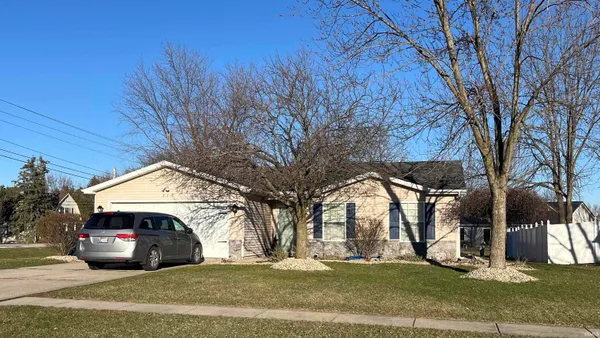 $204,900 | 239 Columbian Avenue, Bluffton, IN 46714