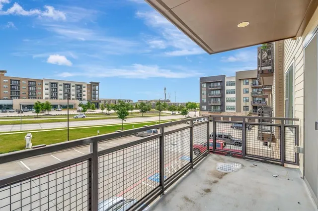 $1,895 | 3517 Windhaven Parkway, Unit 1308, Lewisville, TX 75056