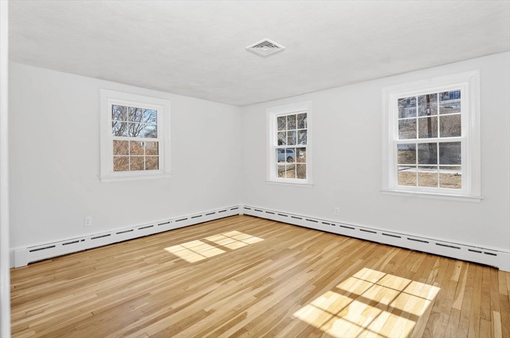 27 Bulow Road Hingham, MA 02043 - Photo 19 of 28 Gallery Image 19