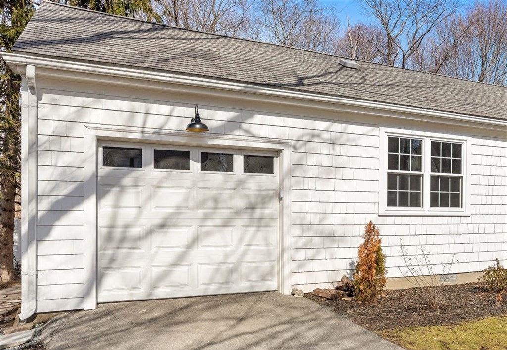 27 Bulow Road Hingham, MA 02043 - Photo 21 of 28 Gallery Image 21