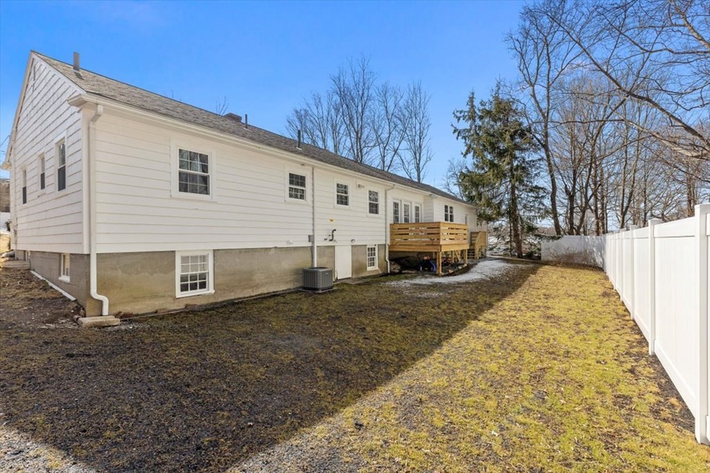 27 Bulow Road Hingham, MA 02043 - Photo 22 of 28 Gallery Image 22