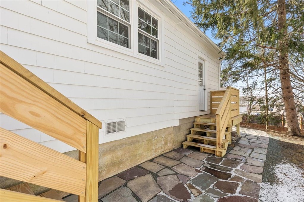 27 Bulow Road Hingham, MA 02043 - Photo 23 of 28 Gallery Image 23