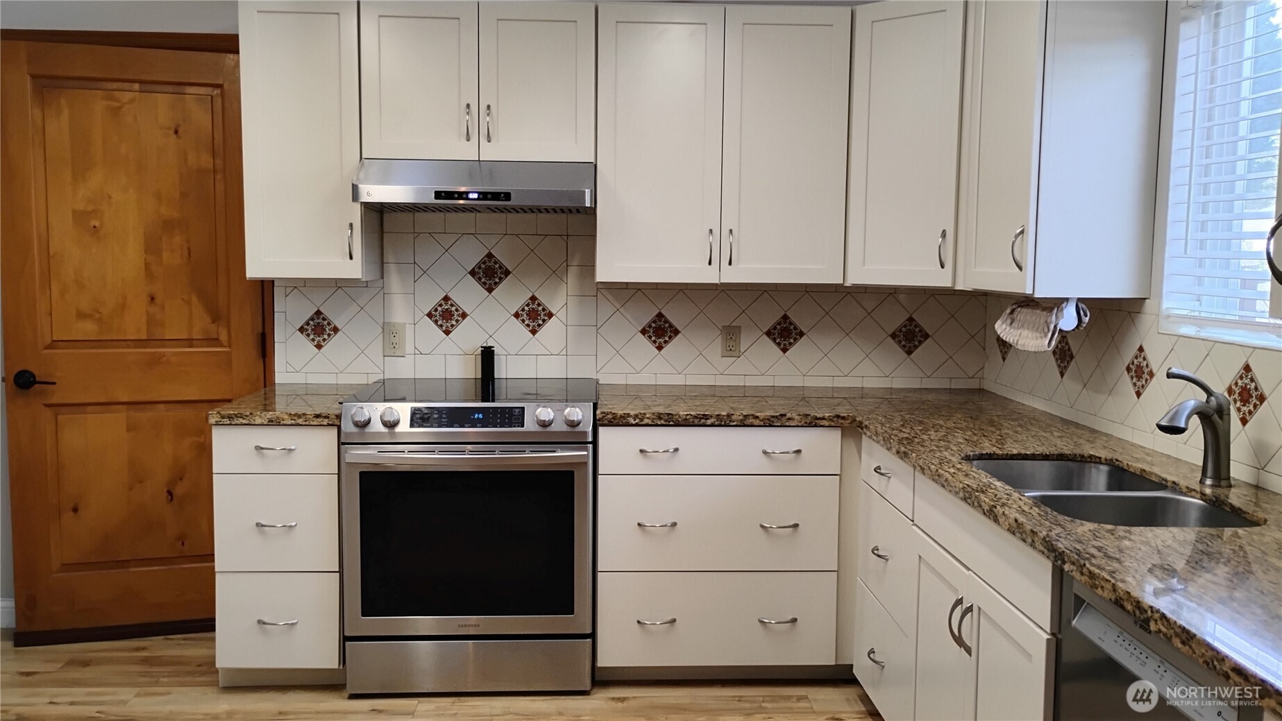 6502 Avondale Road Southwest Lakewood, WA 98499 - Photo 10 of 40 Gallery Image 10