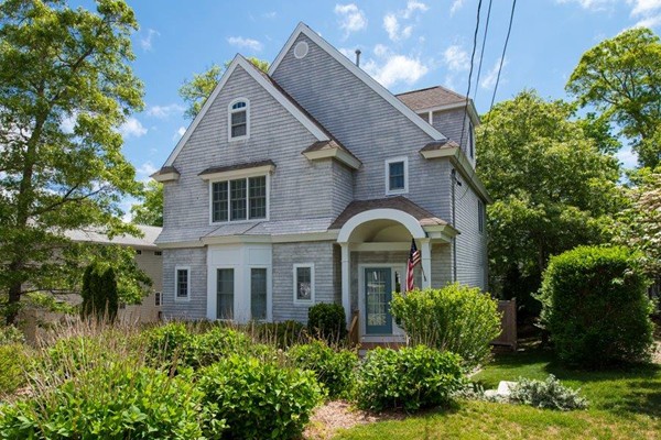 6 Aunt Janes Road Mashpee, MA 02649 - Photo 1 of 12