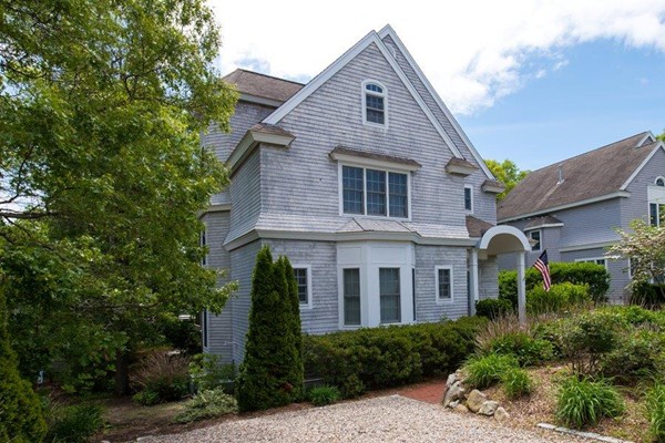 6 Aunt Janes Road Mashpee, MA 02649 - Photo 2 of 12