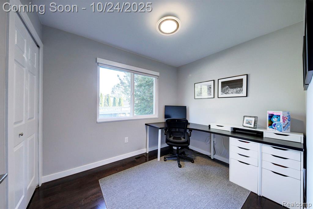 43764 Hanford Road Canton, MI 48187 - Photo 18 of 56 Gallery Image 18