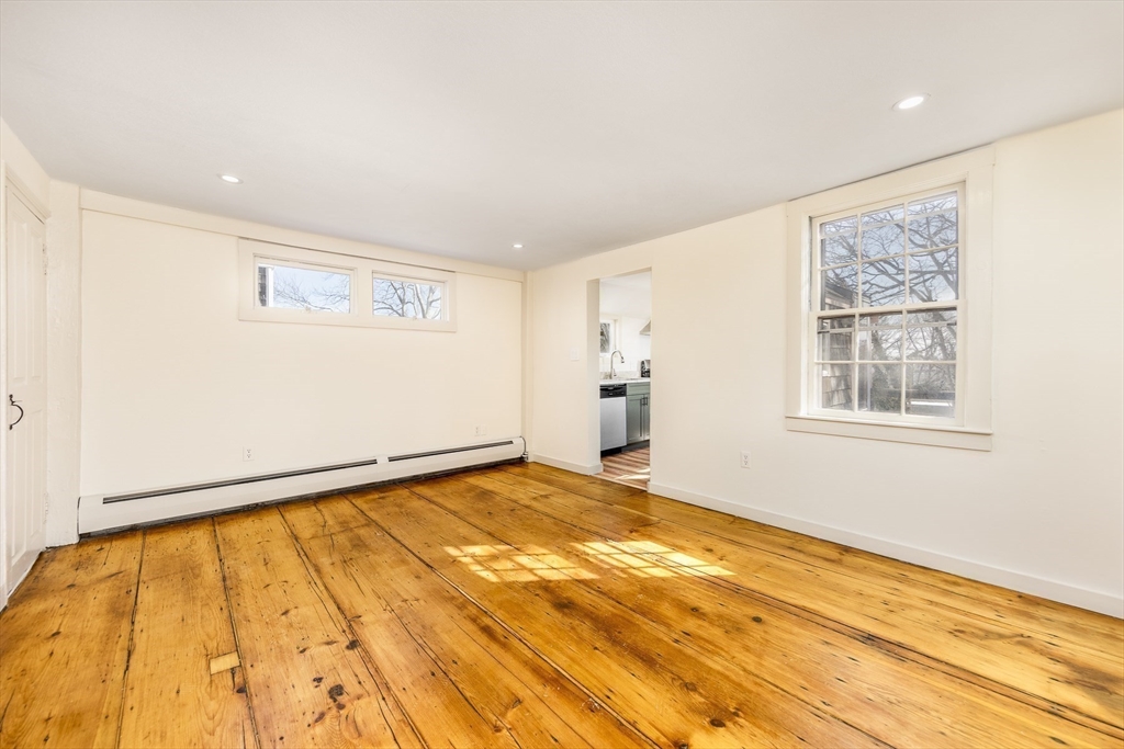 108 Washington Street, Unit 2 Marblehead, MA 01945 - Photo 11 of 23