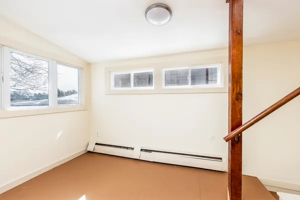 $2,800 | 108 Washington Street, Unit 2, Marblehead, MA 01945