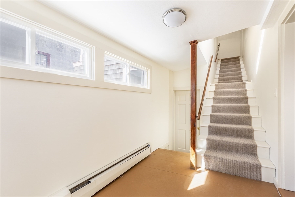 108 Washington Street, Unit 2 Marblehead, MA 01945 - Photo 9 of 23