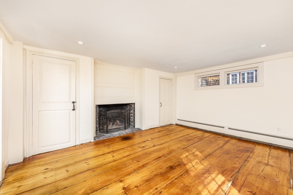 108 Washington Street, Unit 2 Marblehead, MA 01945 - Photo 10 of 23