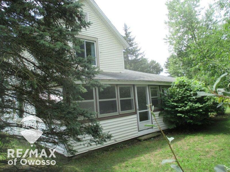 4215 Tyrrell Road Owosso, MI 48867 - Photo 1 of 36