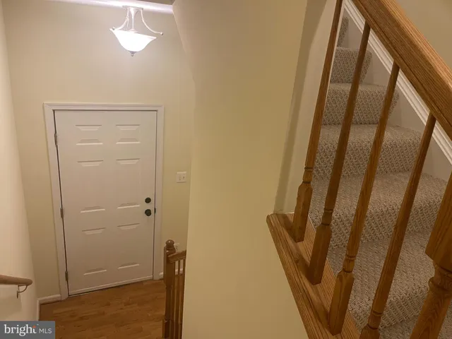 a view of a livingroom and dining room