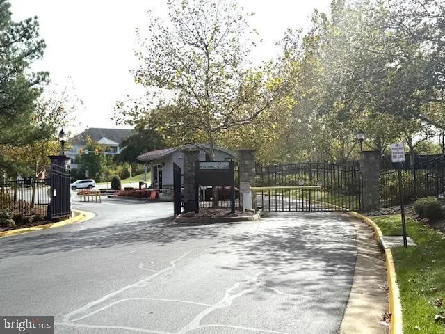 $438,000 | 2707 Sheffield Hill Way, Woodbridge, VA 22191