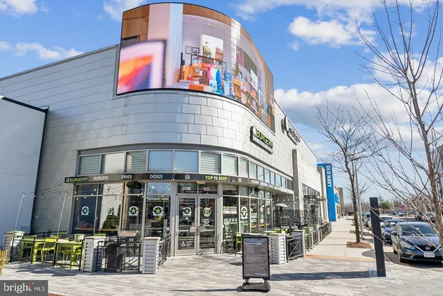 $438,000 | 2707 Sheffield Hill Way, Woodbridge, VA 22191