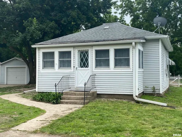$79,900 | 111 East Piper Street, Bluffs, IL 62621