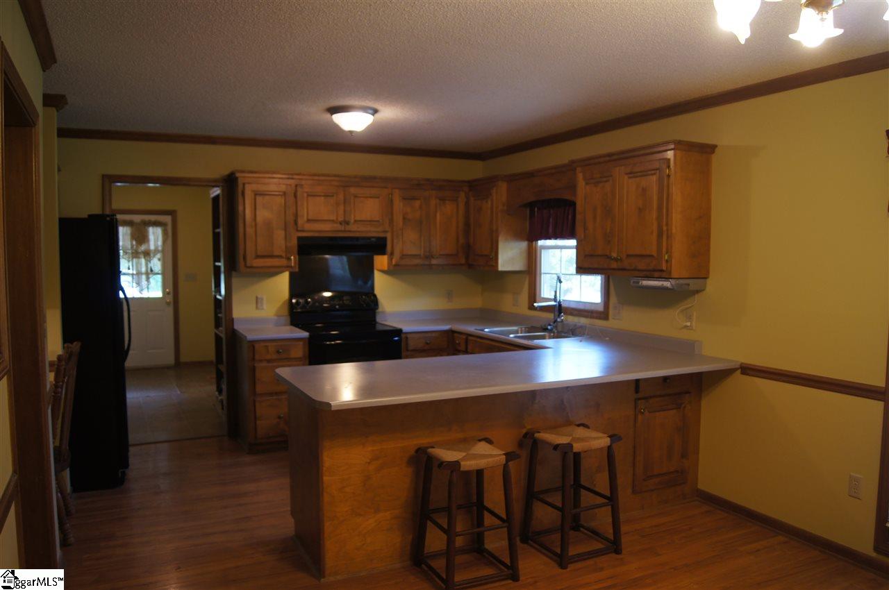 1216 Whippoorwill Road Pelzer, SC 29669 - Photo 10 of 34 Gallery Image 10