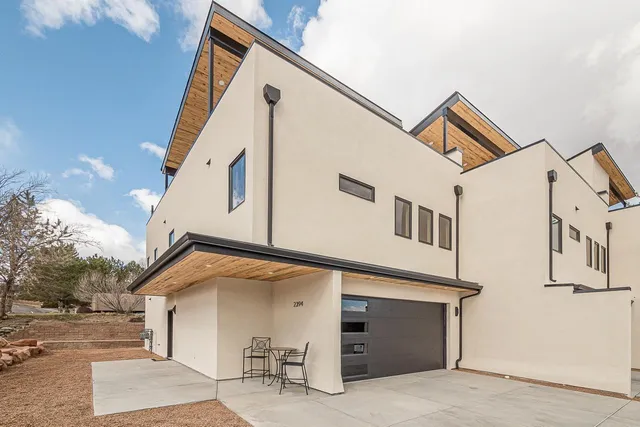 $675,000 | 2398 Ridge Cir Drive, Unit A, Grand Junction, CO 81507