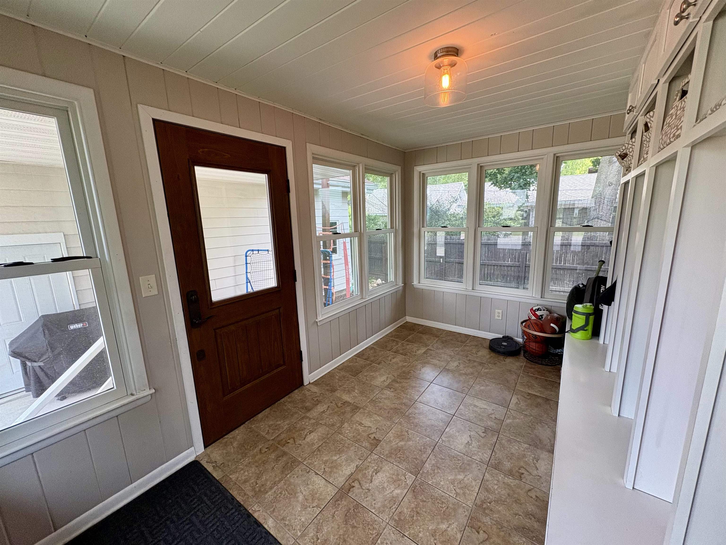 7226 Hubbard Avenue Middleton, WI 53562 - Photo 31 of 54