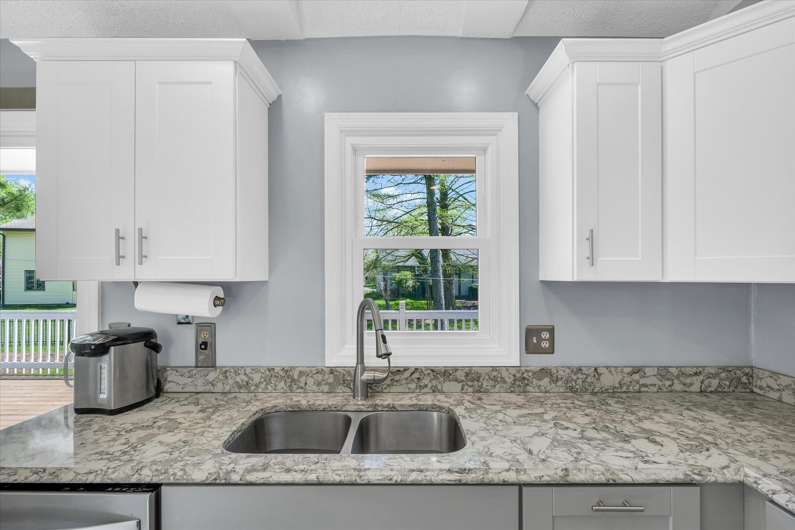 1912 Woodfield Road Champaign, IL 61822 - Photo 20 of 48 Gallery Image 20