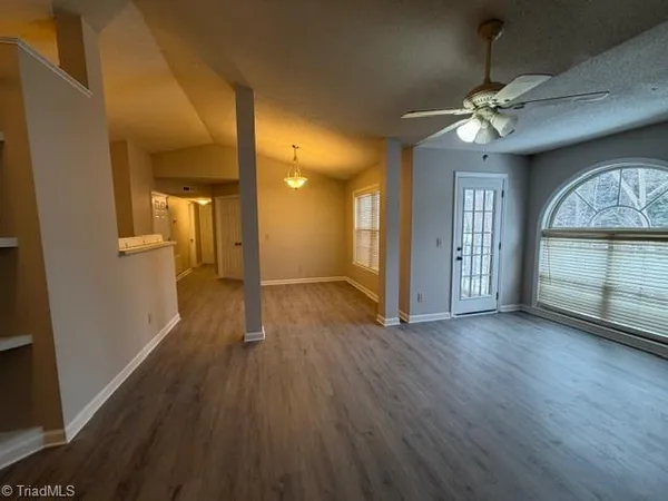 $1,275 | 6706 West Friendly Avenue, Unit 1L, Greensboro, NC 27410