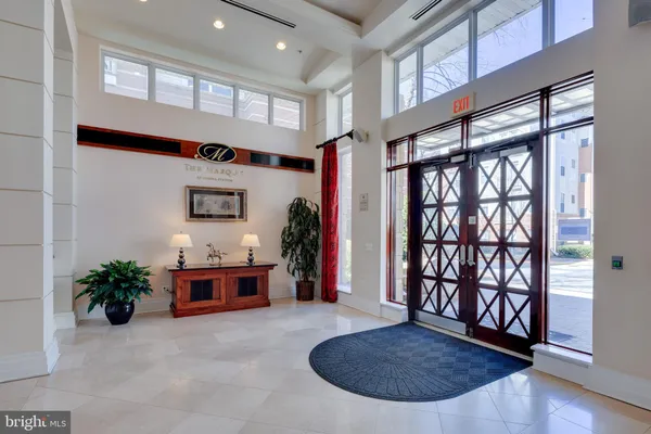 $2,700 | 9480 Virginia Center Boulevard, Unit 308, Vienna, VA 22181