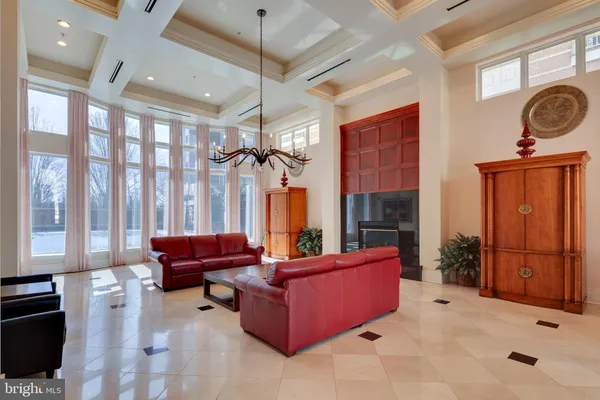 $2,700 | 9480 Virginia Center Boulevard, Unit 308, Vienna, VA 22181