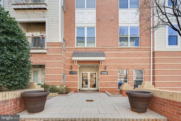 $2,650 | 9480 Virginia Center Boulevard, Unit 308, Vienna, VA 22181
