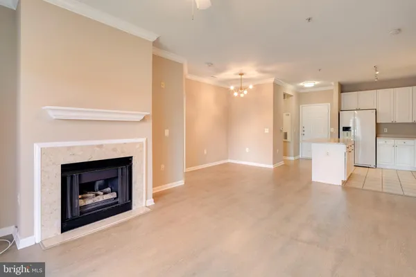 $2,700 | 9480 Virginia Center Boulevard, Unit 308, Vienna, VA 22181