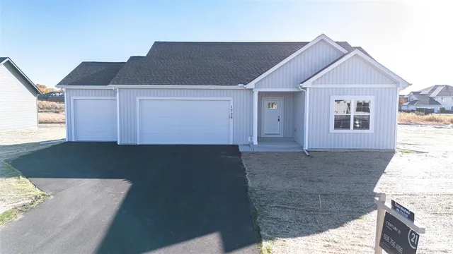 $379,900 | 506 Ridge, Orfordville, WI 53576