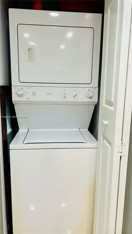 $2,950 | 7900 Harbor Island Drive, Unit 622, North Bay Village, FL 33141