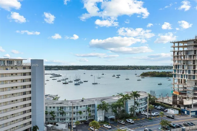 $2,950 | 7900 Harbor Island Drive, Unit 622, North Bay Village, FL 33141