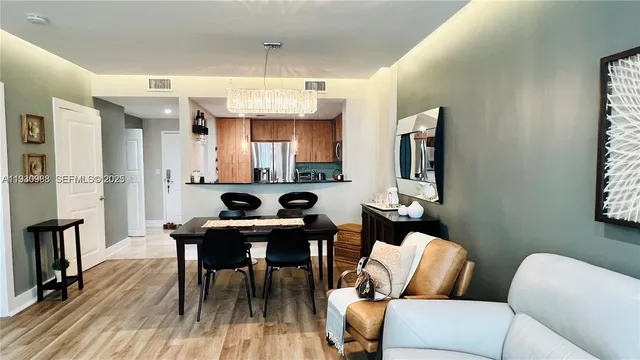 $2,950 | 7900 Harbor Island Drive, Unit 622, North Bay Village, FL 33141