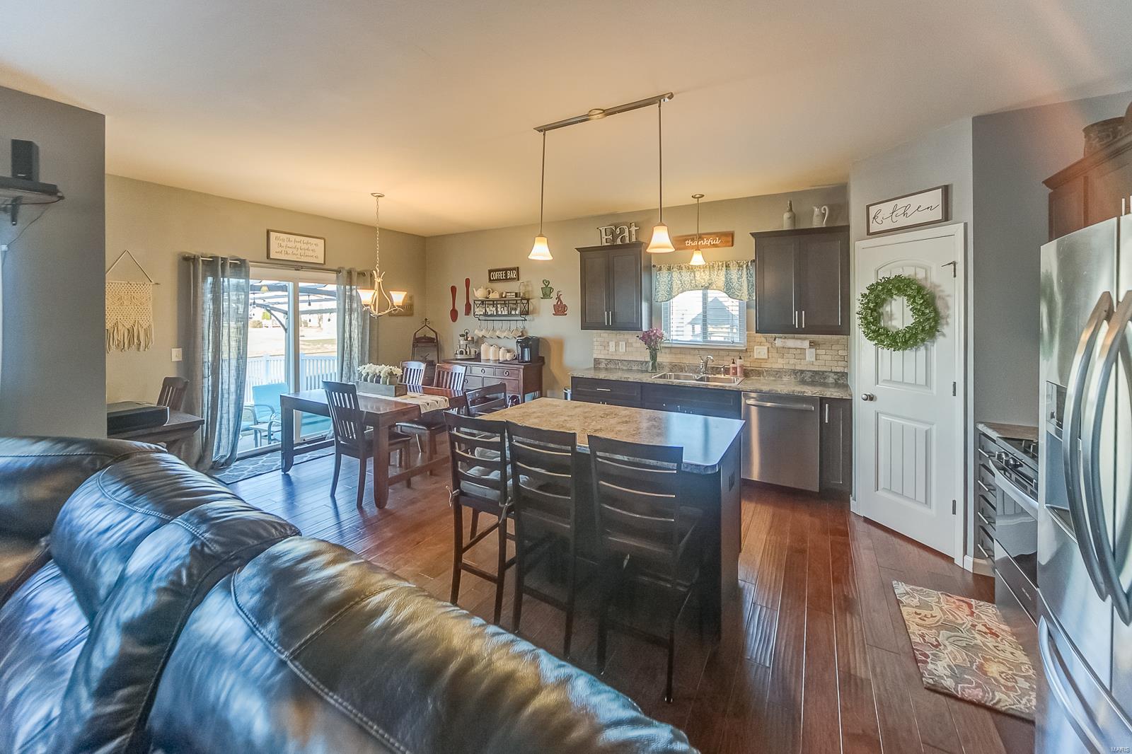 824 Bluff Ridge Lane Belleville, IL 62221 - Photo 14 of 47 Gallery Image 14