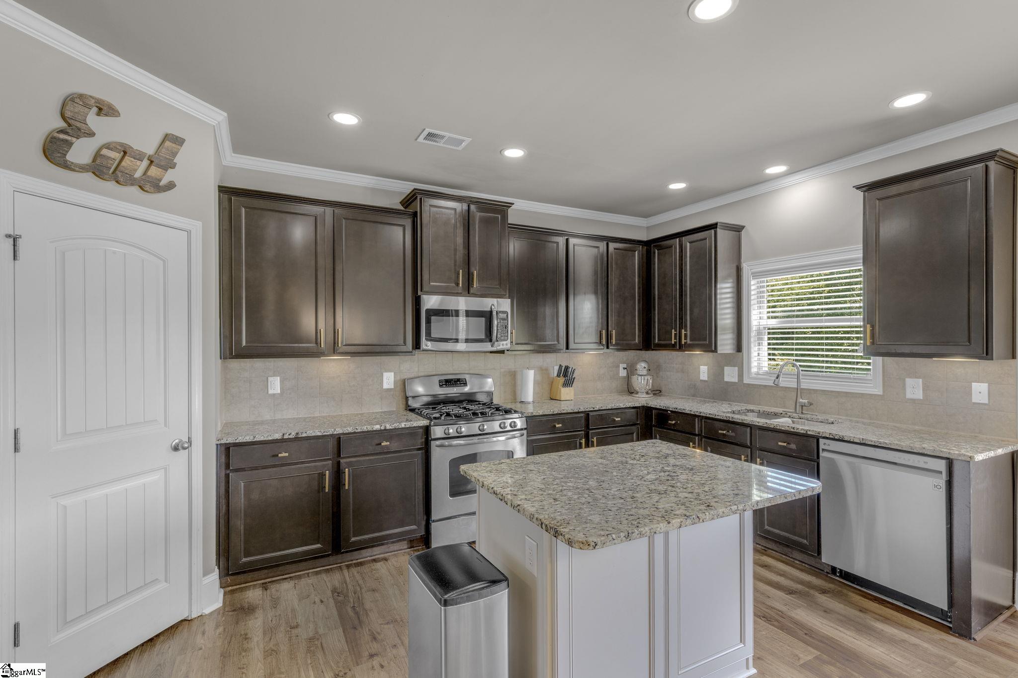 1012 Winmar Drive Anderson, SC 29621 - Photo 4 of 39