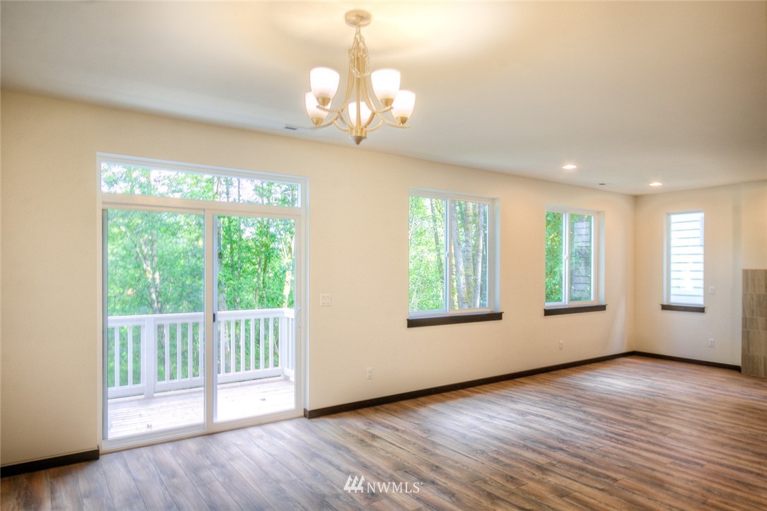17601 3rd Avenue Southeast, Unit 12 Bothell, WA 98012 - Photo 3 of 11