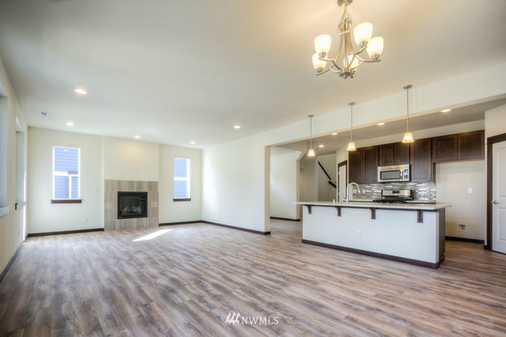 17601 3rd Avenue Southeast, Unit 12 Bothell, WA 98012 - Photo 4 of 11