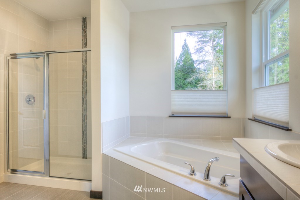 17601 3rd Avenue Southeast, Unit 12 Bothell, WA 98012 - Photo 10 of 11
