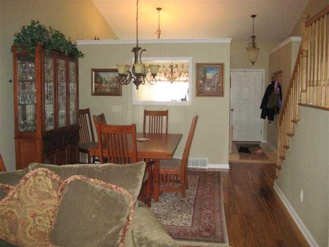 90 Harvard Road Colonie, NY 12189 - Photo 2 of 12 Photo 2