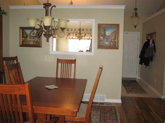 90 Harvard Road Colonie, NY 12189 - Photo 3 of 12 Photo 3