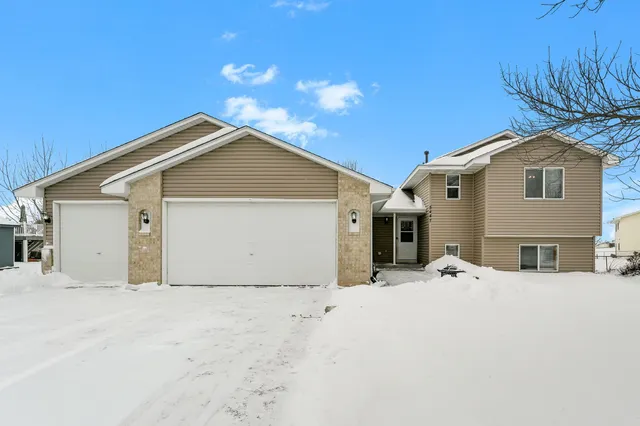 $369,900 | 5447 Kalenda Drive Northeast, Albertville, MN 55301